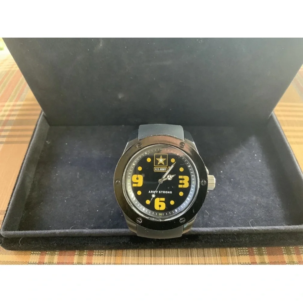 U.S. Army Wristwatch, Stainless Steel Caseback, Japan Movement, Water Resistant